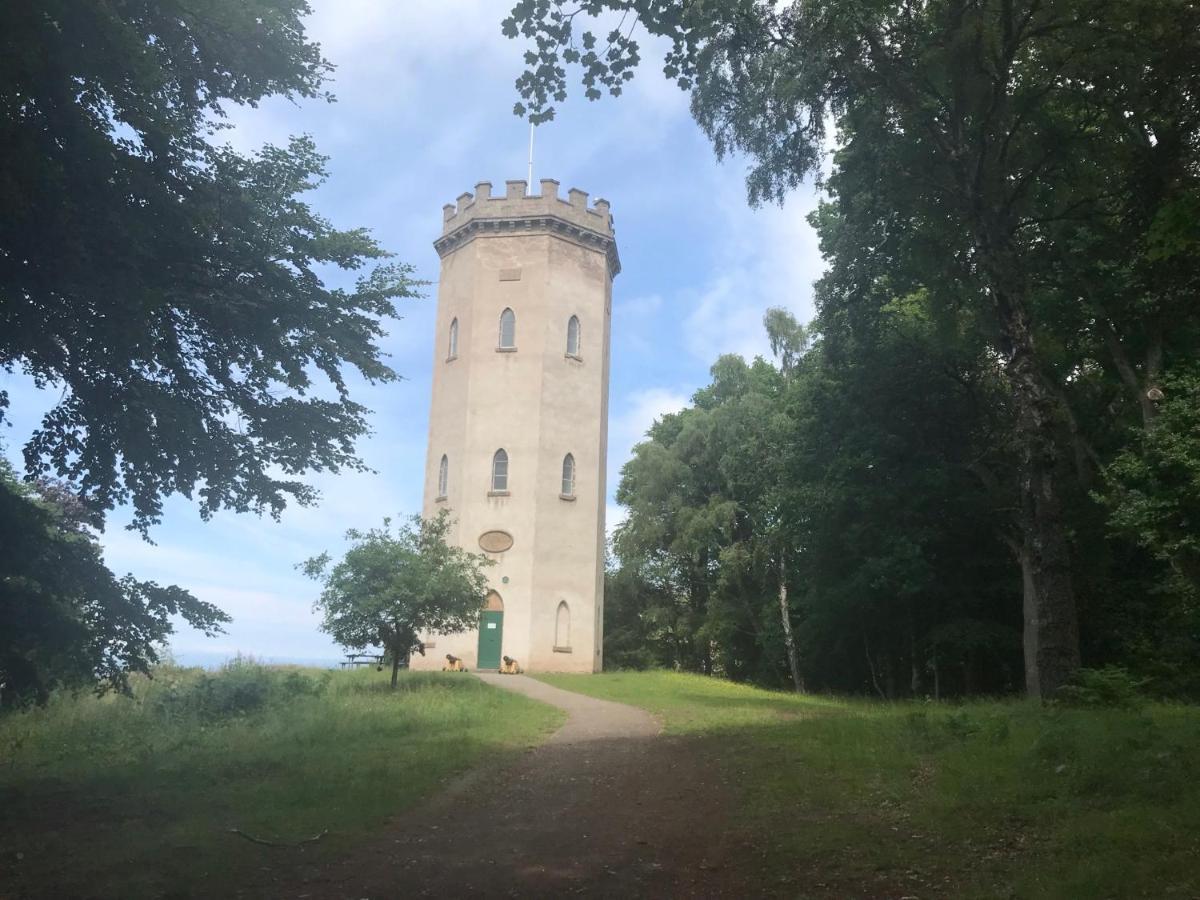 Exclusive Private Double Room, En-Suite Wet Room Private Entrance Forres Eksteriør bilde